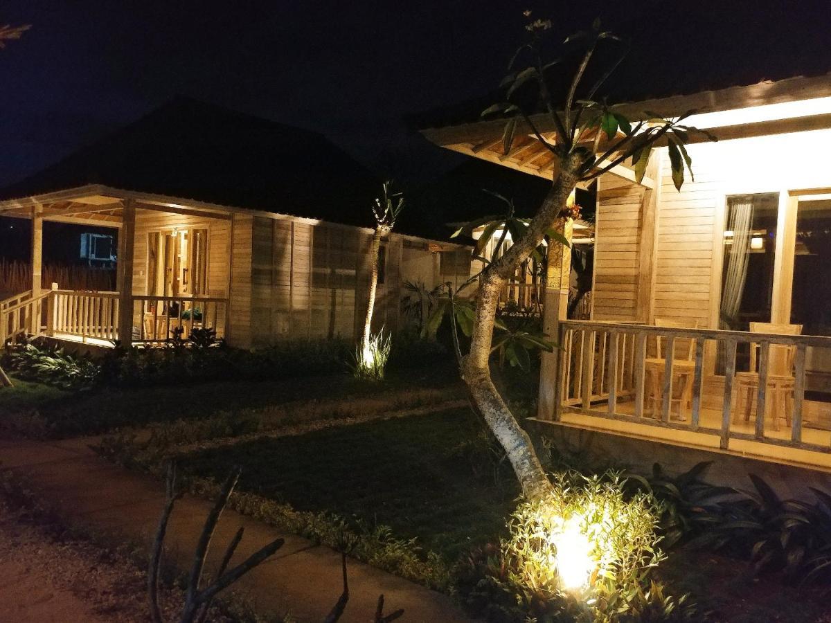 Lebaoh Nusa Cottage レンボンガン島 エクステリア 写真